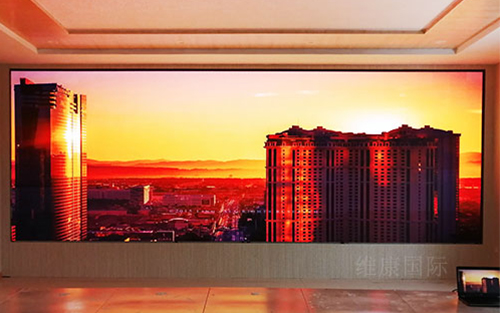 小間距LED顯示屏怎么樣?